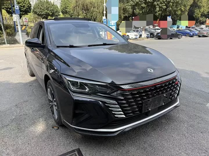 Dongfeng Yixuan MAX