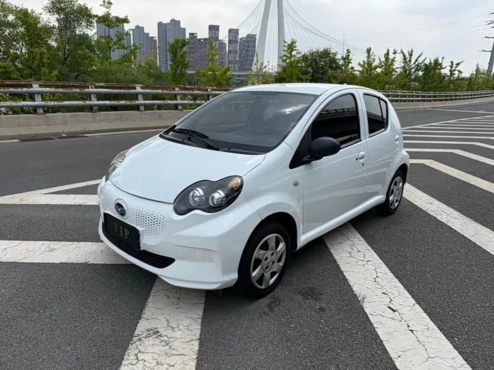BYD e1