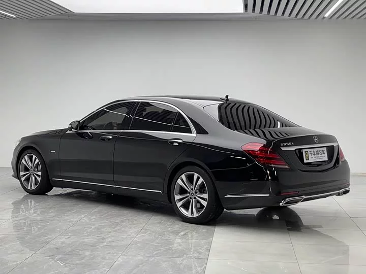 Mercedes-Benz S class