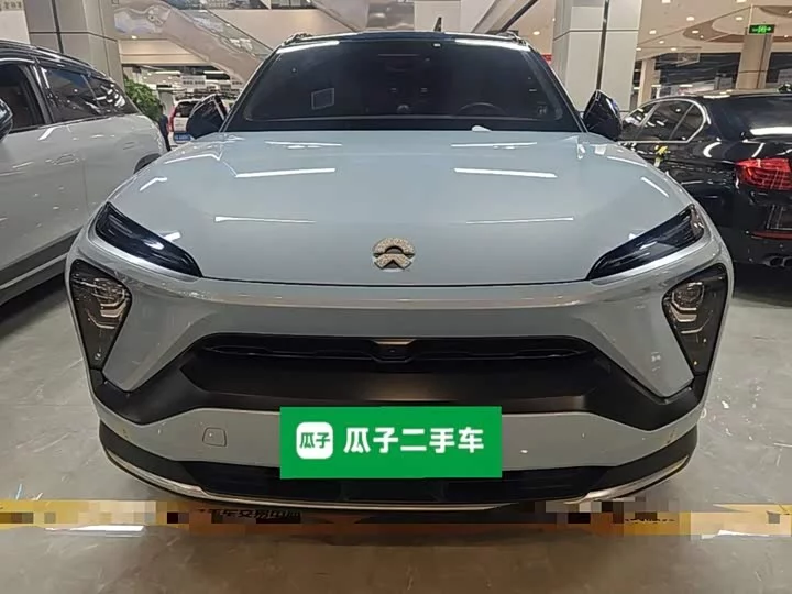 NIO ES6