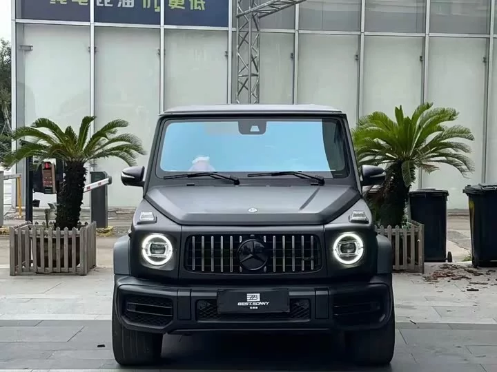Mercedes-Benz G-rated