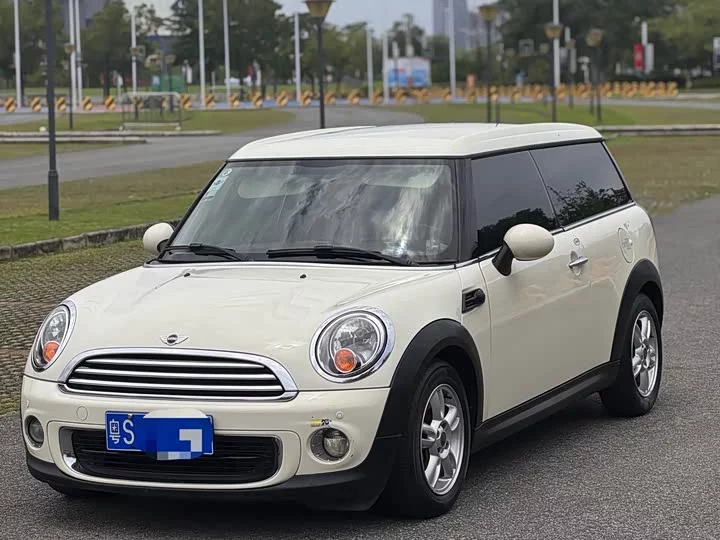 MINI CLUBMAN