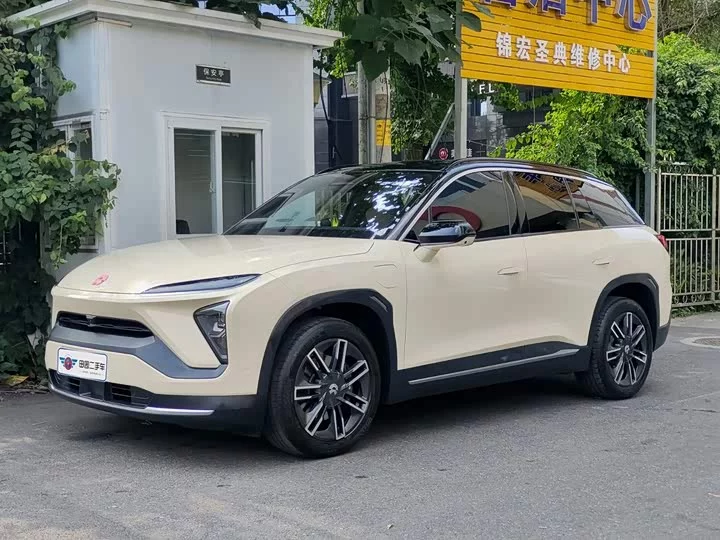 NIO ES6