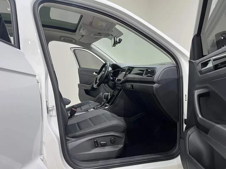 Volkswagen T-ROC Tange