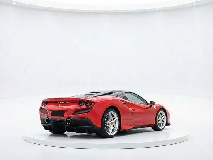 ferrari F8