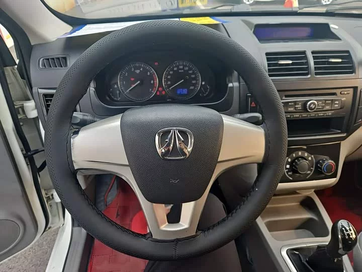 BAIC M20