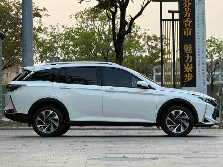 Dongfeng Yixuan GS