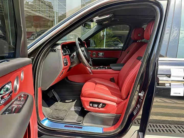 Rolls Royce Cullinan