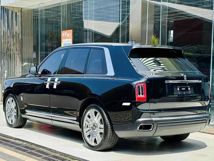 Rolls Royce Cullinan