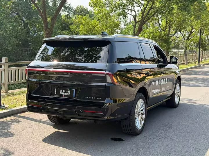 Lincoln pilot