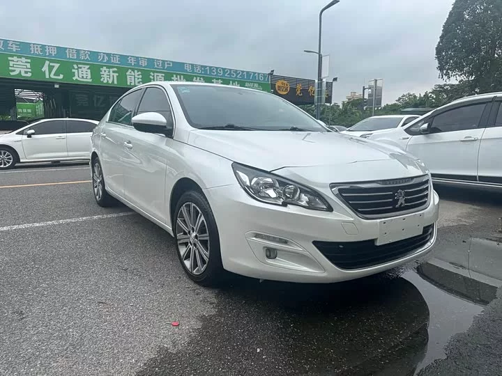 Peugeot 408