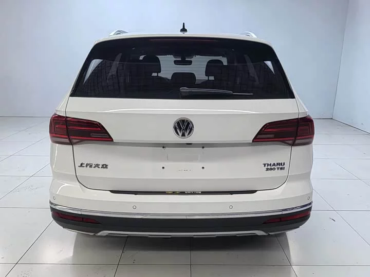 Volkswagen Tharu