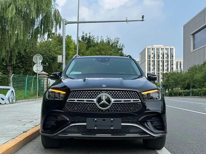 Mercedes-Benz GLE (Imported)