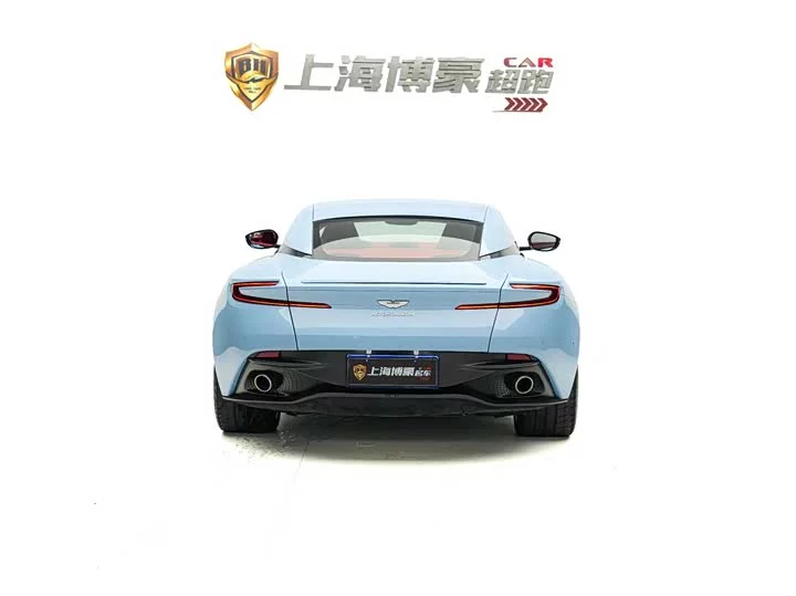 Aston Martin DB11