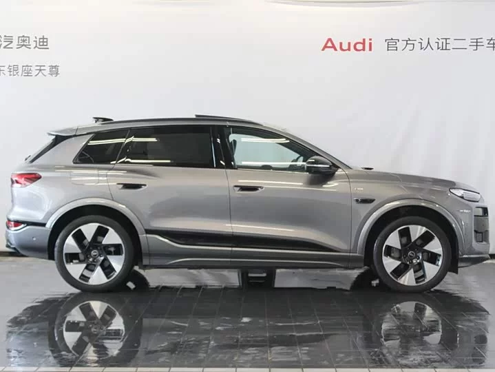 Audi Q6L e-tron
