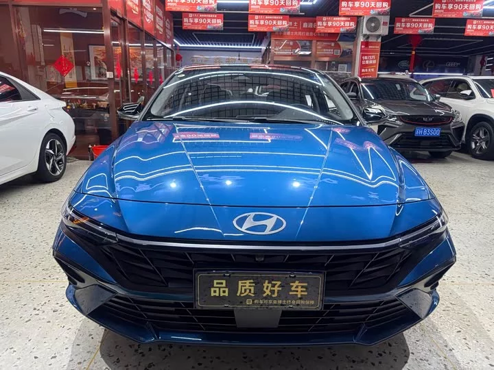 Hyundai Elantra