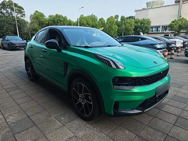 Lynk & Co 05