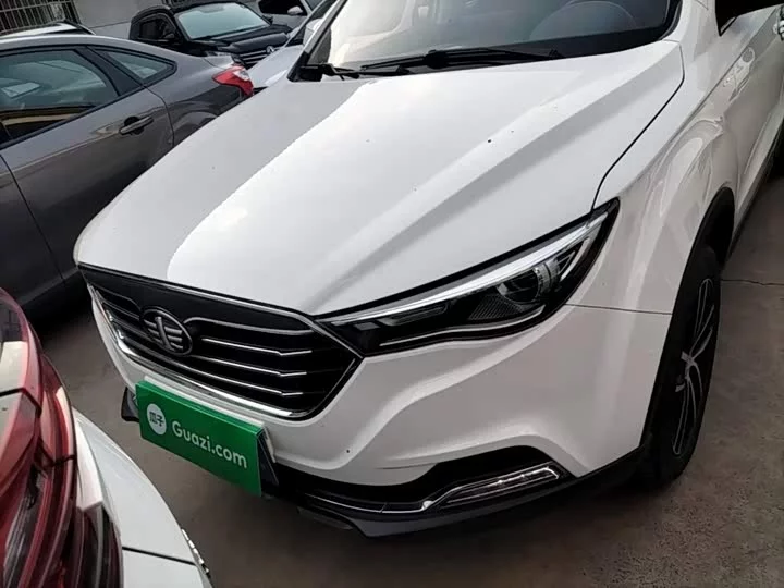 FAW Besturn X40
