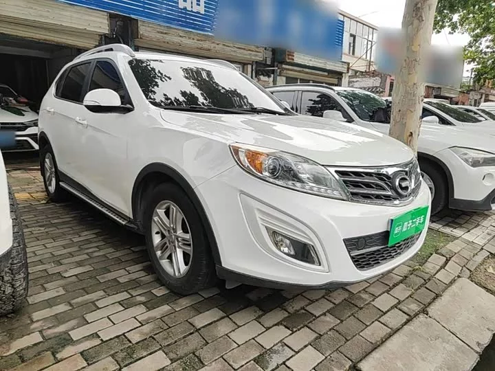 GAC Trumpchi GS5