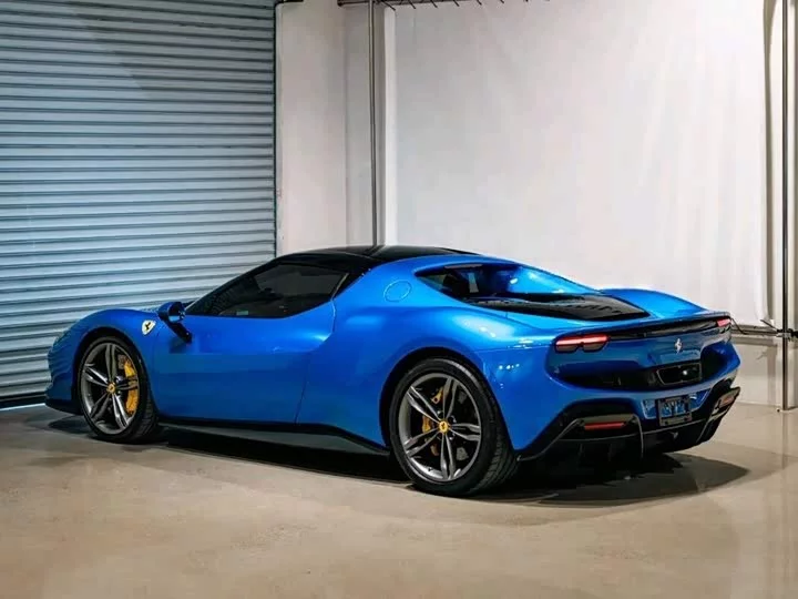 ferrari 296