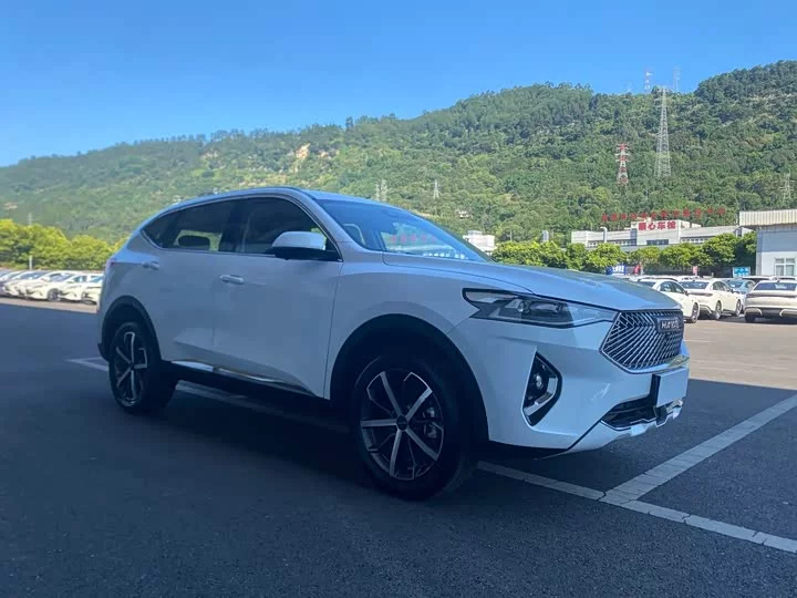 Haval F7