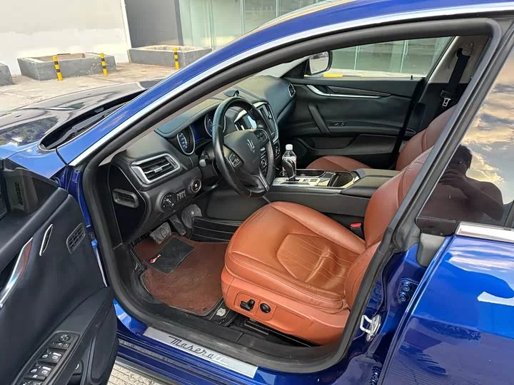 Maserati Ghibli