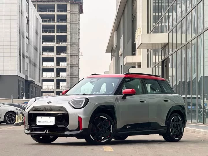 MINI ELECTRIC JCW ACEMAN