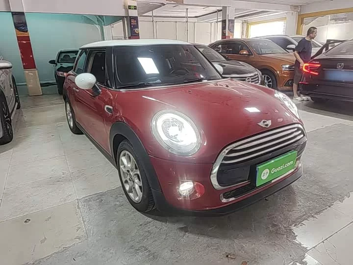 MINI 