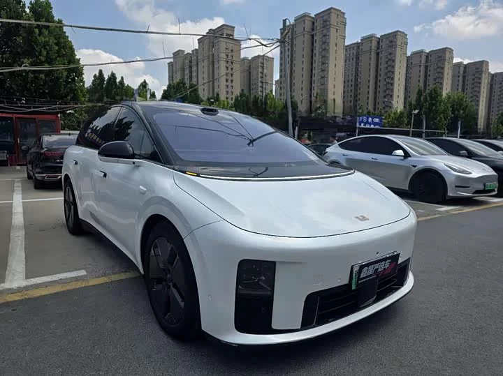 Li Ideal i8