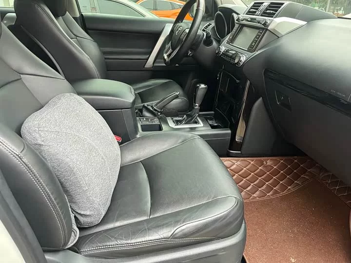 Toyota prado