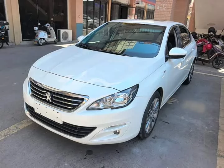 Peugeot 408