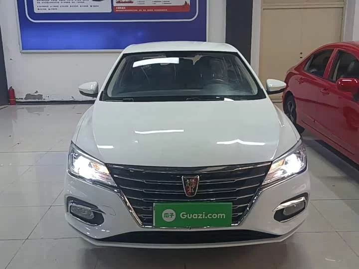 Roewe i5