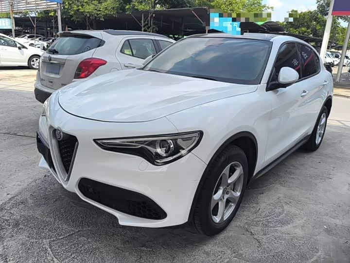 alfa romeo Stelvio