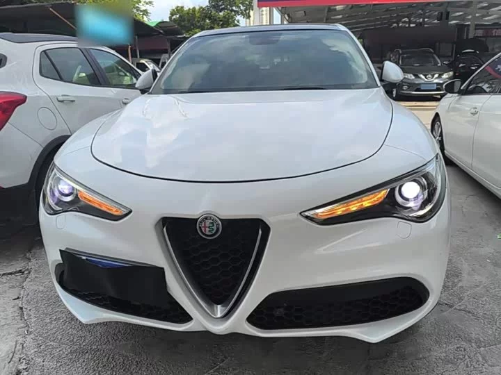 alfa romeo Stelvio