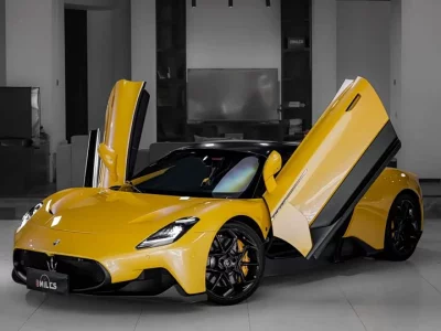 Maserati MC20