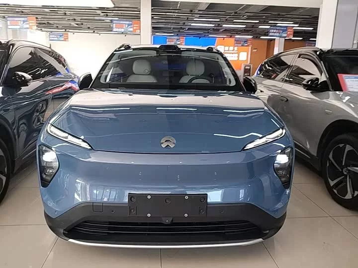 NIO ES7
