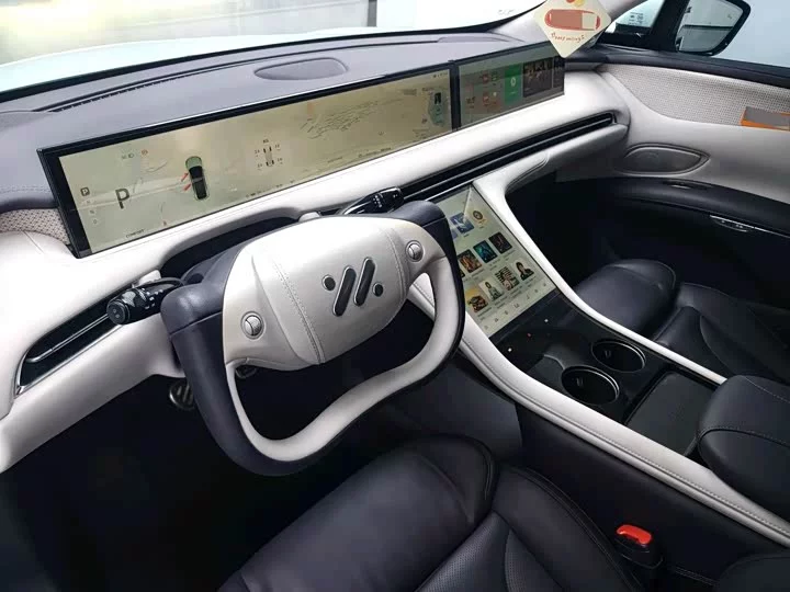 Zhiji LS7