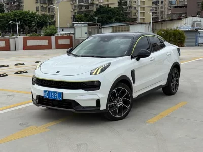 Lynk & Co 05