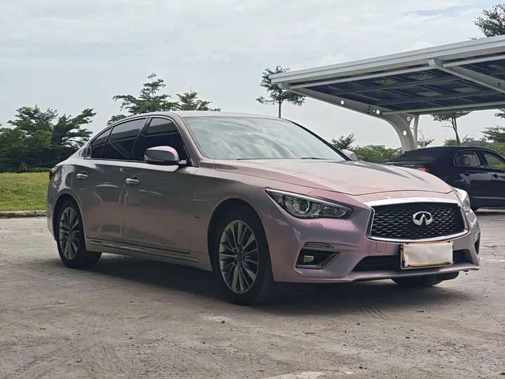 Infiniti Q50L