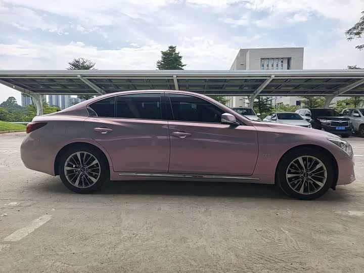 Infiniti Q50L