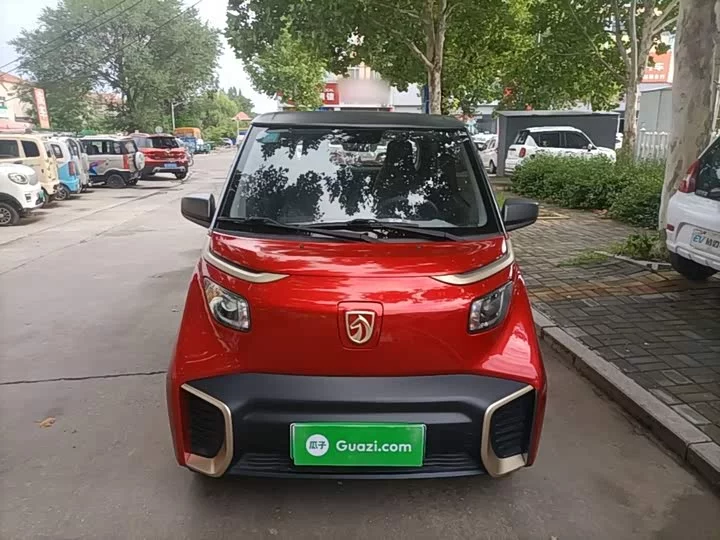 Baojun E200