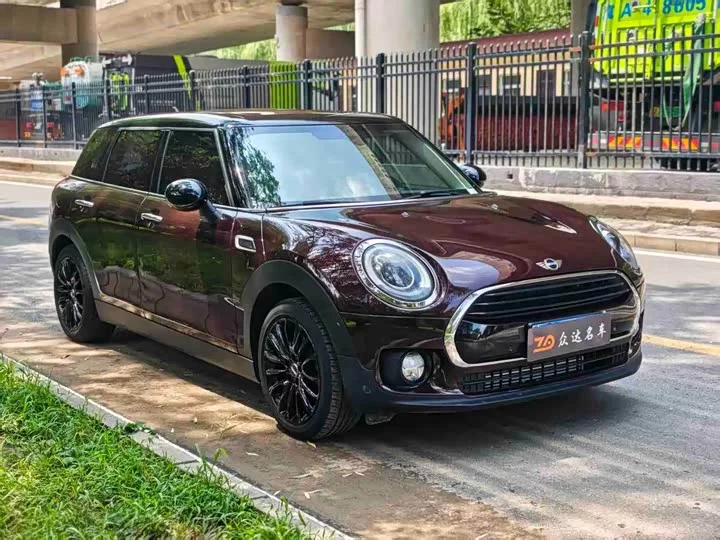 MINI CLUBMAN