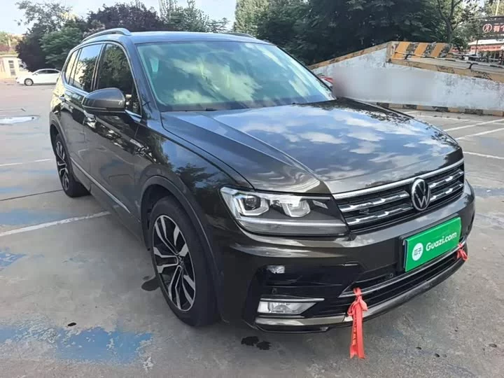 Volkswagen Tiguan L