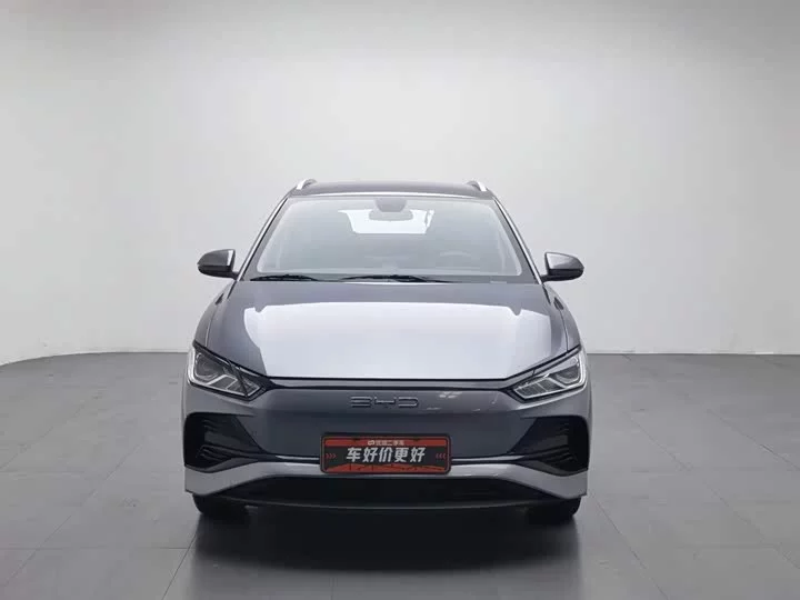 BYD e2
