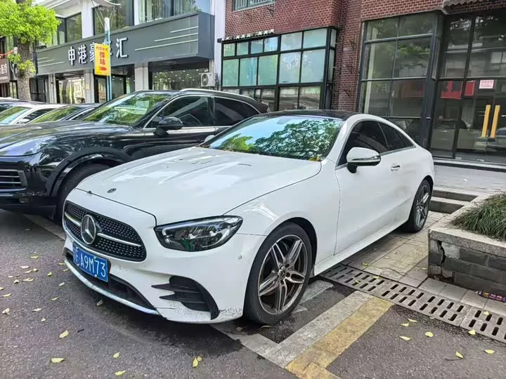 Mercedes-Benz Class E (imported)