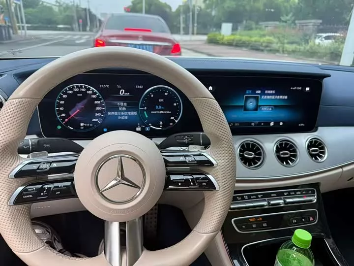 Mercedes-Benz Class E (imported)