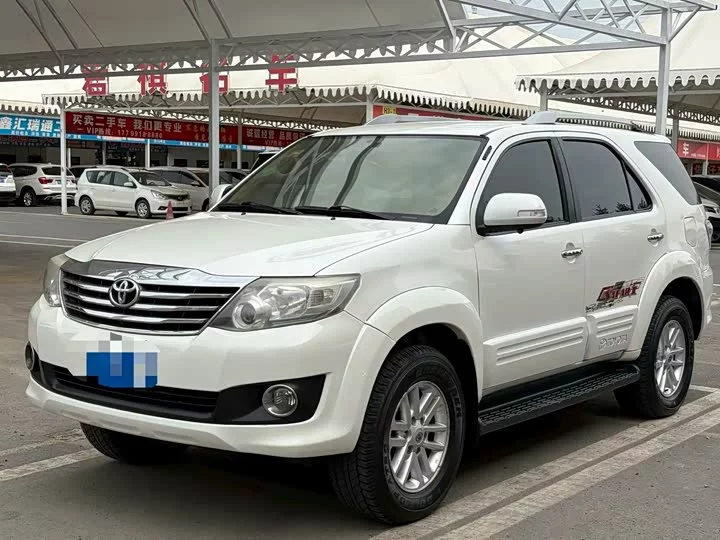 Toyota Fortuner