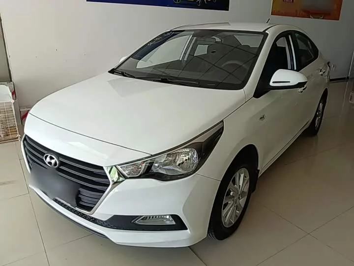 Hyundai Accept