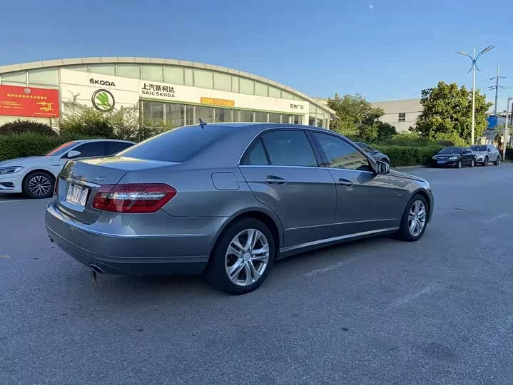 Mercedes-Benz Class E (imported)