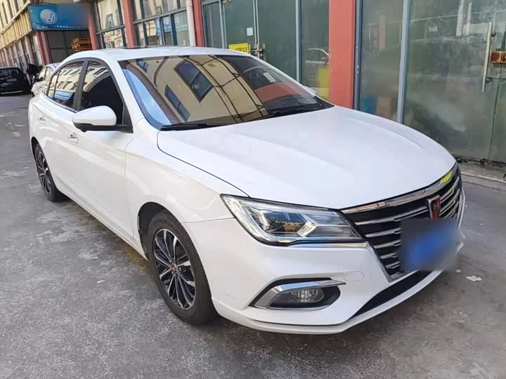 Roewe i5